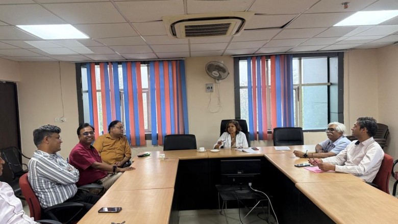 राजकीय मेडिकल कॉलेज एवं चिकित्सालय में प्राचार्य की अध्यक्षता में आयोजित सुपरस्पेशियलिटी विभागों की समीक्षा बैठक में कई महत्वपूर्ण निर्णय लिए गए