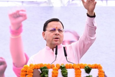 मुख्यमंत्री श्री पुष्कर सिंह धामी ने शुक्रवार को परेड ग्राउण्ड, देहरादून में महिला जन आक्रोश रैली में किया प्रतिभाग