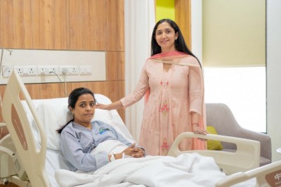 सब रजिस्टार कार्यालय विकासनगर में डीएम औचक निरीक्षण; पुराने विलेख पत्र रजिस्टर जब्त