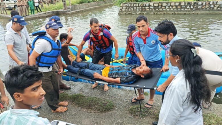 आपदा से निपटने की तैयारियों को परखाः देहरादून के 7 संवेदनशील स्थानों पर एक साथ हुई मॉकड्रिल