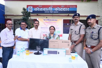कोतवाली कोटद्वार को प्रदान किए गए कंप्यूटर, साइबर अपराध की निगरानी में मिलेगी सहायता