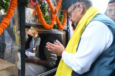 गुरु साहिब की शिक्षाएं हमें मानवता, सेवा, भाईचारे, समानता और सद्भाव का संदेश देती हैं