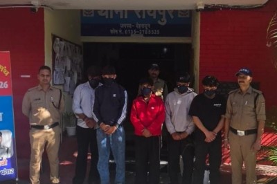 एसएसपी दून की सख्ती हुडदंगियों पर पड़ी भारी
