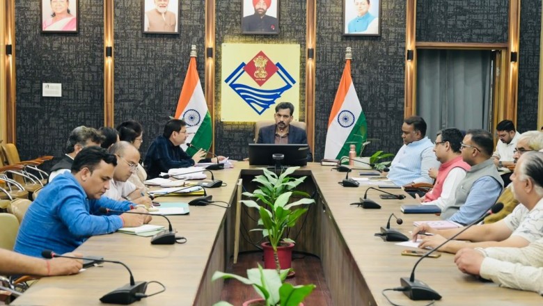 देहरादून में निर्धारित स्थलों पर ही पटाखों की बिक्री की अनुमति